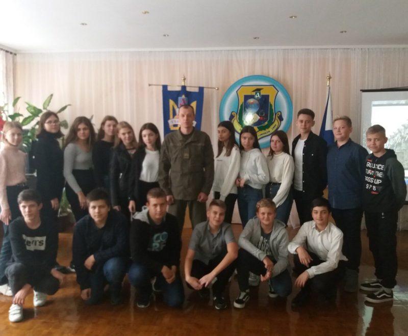 photo5258292859965123723