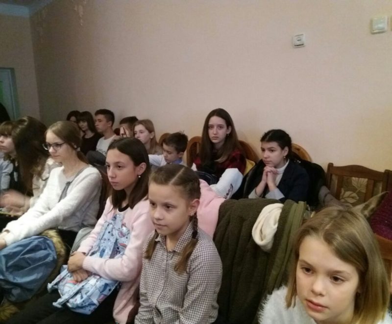 photo5402554811368452479