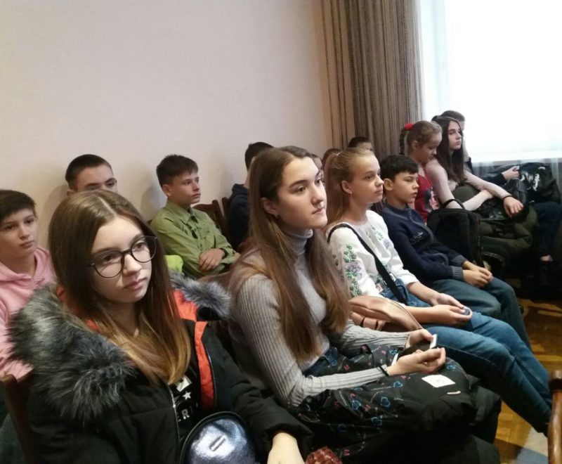 photo5402554811368452480